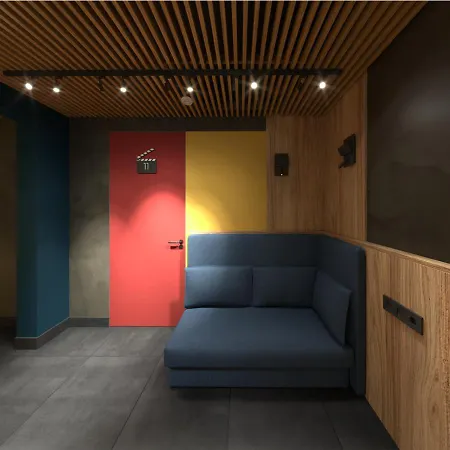 Dovzhenko Отель *