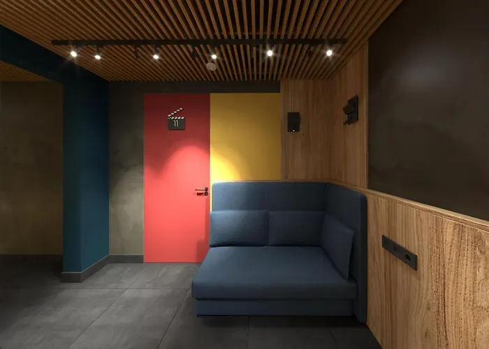 Dovzhenko Отель *